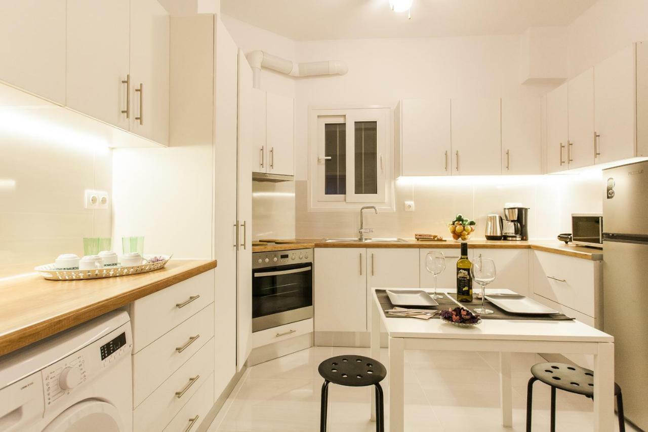 Classy And Stylish Private Apartment At Acropolis Museum Metro Station Athens Ngoại thất bức ảnh