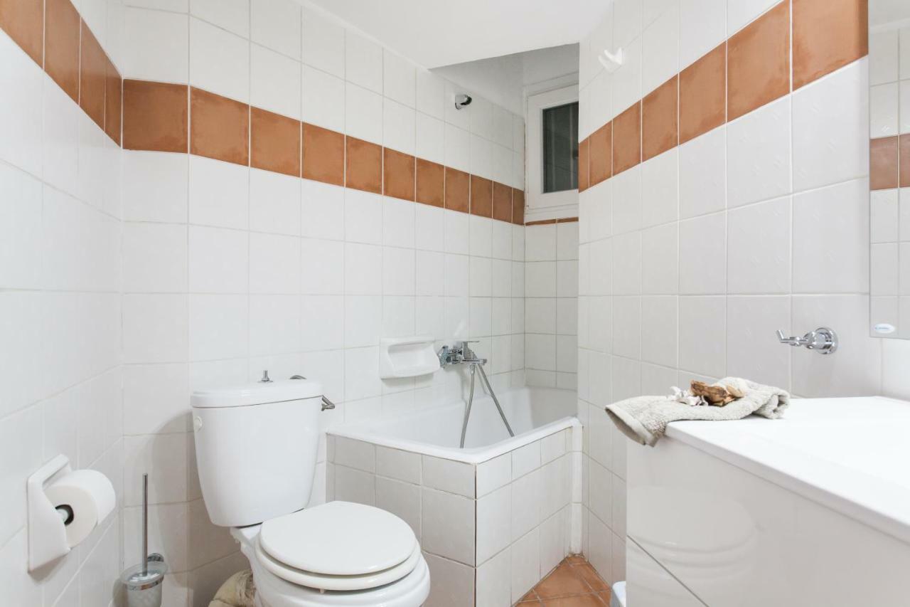 Classy And Stylish Private Apartment At Acropolis Museum Metro Station Athens Ngoại thất bức ảnh