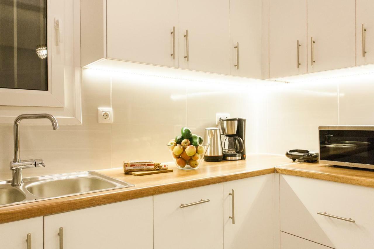 Classy And Stylish Private Apartment At Acropolis Museum Metro Station Athens Ngoại thất bức ảnh